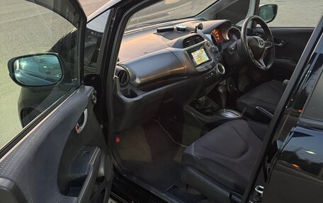 Honda Fit III, 2008 год, 730 000 рублей, 16 фотография