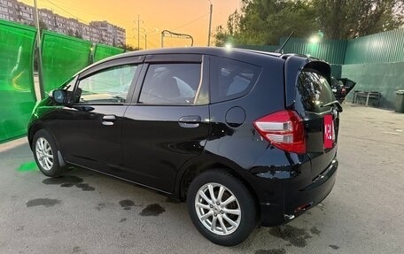 Honda Fit III, 2008 год, 730 000 рублей, 10 фотография