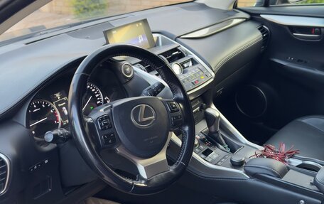 Lexus NX I, 2015 год, 2 300 000 рублей, 4 фотография