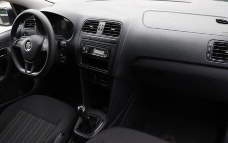Volkswagen Polo VI (EU Market), 2017 год, 989 000 рублей, 7 фотография