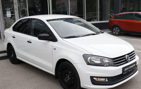Volkswagen Polo VI (EU Market), 2017 год, 989 000 рублей, 4 фотография