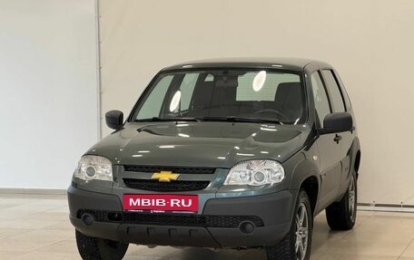 Chevrolet Niva I рестайлинг, 2018 год, 645 000 рублей, 1 фотография