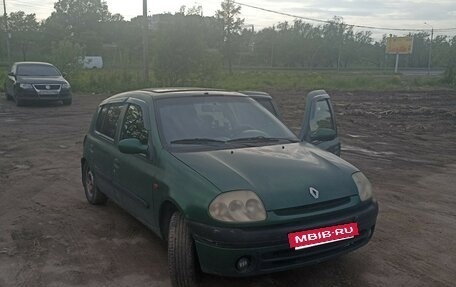 Renault Clio III, 2001 год, 169 000 рублей, 2 фотография