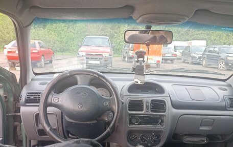 Renault Clio III, 2001 год, 169 000 рублей, 8 фотография