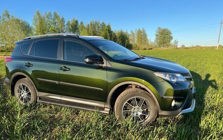 Toyota RAV4, 2013 год, 2 700 000 рублей, 2 фотография