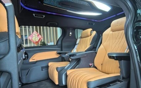 Toyota Granvia, 2025 год, 6 962 000 рублей, 5 фотография
