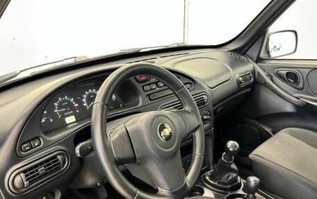 Chevrolet Niva I рестайлинг, 2018 год, 645 000 рублей, 12 фотография