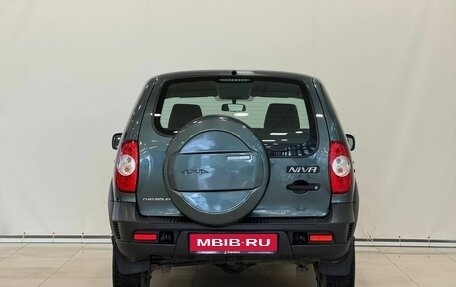 Chevrolet Niva I рестайлинг, 2018 год, 645 000 рублей, 8 фотография