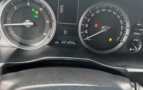 Toyota Land Cruiser 200, 2016 год, 5 250 000 рублей, 9 фотография