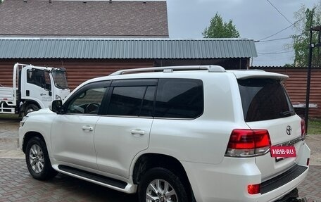 Toyota Land Cruiser 200, 2016 год, 5 250 000 рублей, 2 фотография