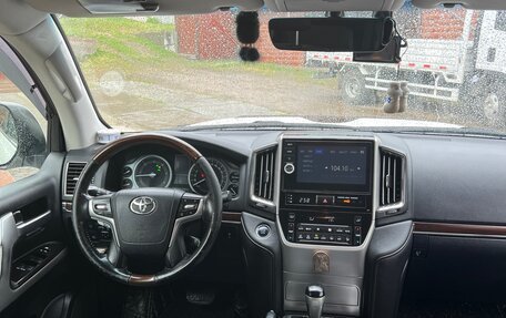 Toyota Land Cruiser 200, 2016 год, 5 250 000 рублей, 13 фотография