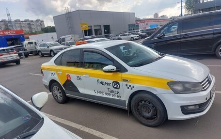 Volkswagen Polo VI (EU Market), 2018 год, 600 000 рублей, 4 фотография