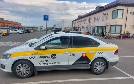 Volkswagen Polo VI (EU Market), 2018 год, 600 000 рублей, 3 фотография