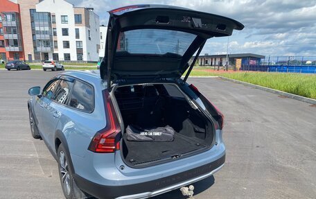 Volvo V90 Cross Country I рестайлинг, 2020 год, 4 000 000 рублей, 4 фотография