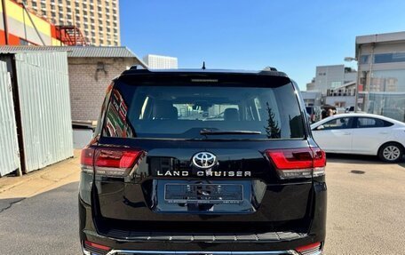 Toyota Land Cruiser, 2024 год, 11 900 000 рублей, 3 фотография