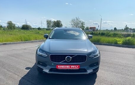 Volvo V90 Cross Country I рестайлинг, 2020 год, 4 000 000 рублей, 5 фотография
