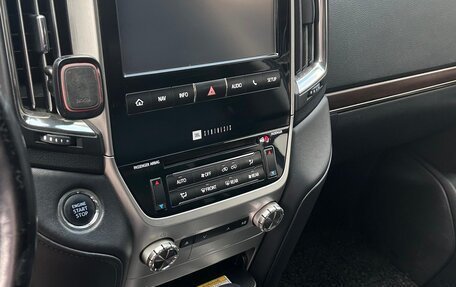 Toyota Land Cruiser 200, 2015 год, 5 250 000 рублей, 9 фотография