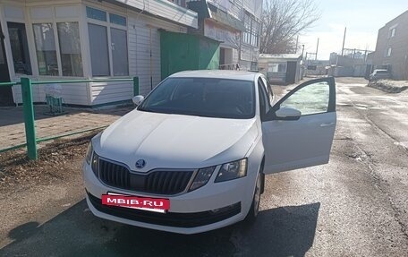Skoda Octavia, 2018 год, 1 329 000 рублей, 2 фотография