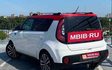 KIA Soul II рестайлинг, 2017 год, 1 349 000 рублей, 3 фотография