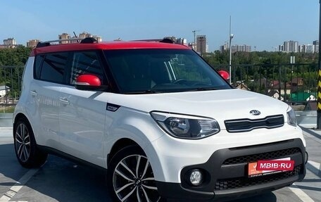 KIA Soul II рестайлинг, 2017 год, 1 349 000 рублей, 7 фотография