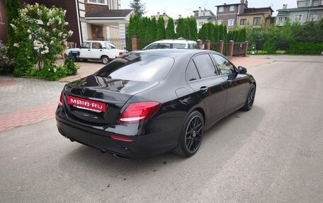 Mercedes-Benz E-Класс, 2019 год, 3 500 000 рублей, 7 фотография