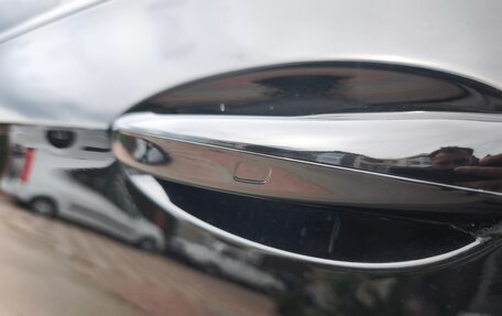 Mercedes-Benz E-Класс, 2019 год, 3 500 000 рублей, 19 фотография