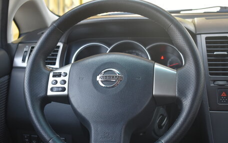 Nissan Tiida, 2010 год, 889 000 рублей, 11 фотография