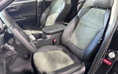 Toyota RAV4, 2024 год, 3 700 000 рублей, 18 фотография