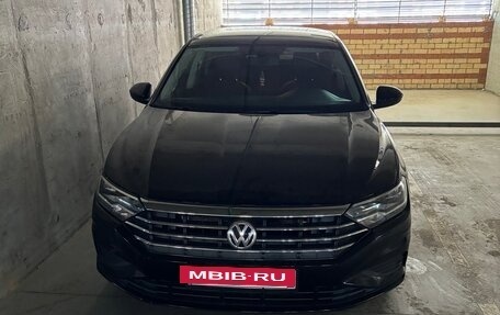 Volkswagen Jetta VII, 2019 год, 1 500 000 рублей, 2 фотография
