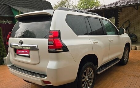 Toyota Land Cruiser Prado 150 рестайлинг 2, 2018 год, 5 700 000 рублей, 7 фотография
