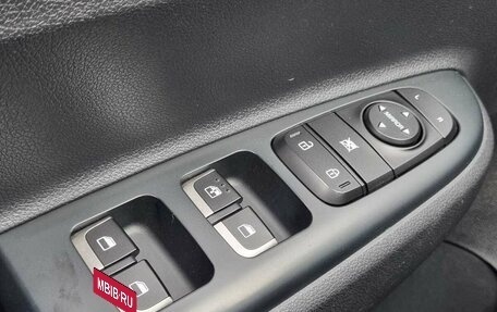KIA Rio IV, 2020 год, 1 590 000 рублей, 15 фотография