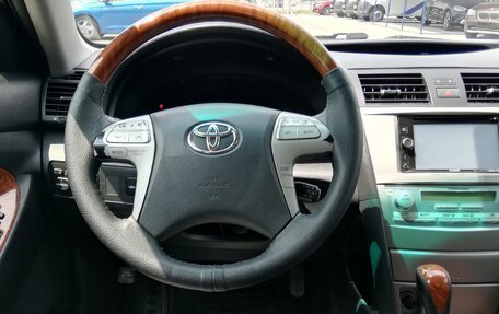 Toyota Camry, 2008 год, 749 000 рублей, 32 фотография