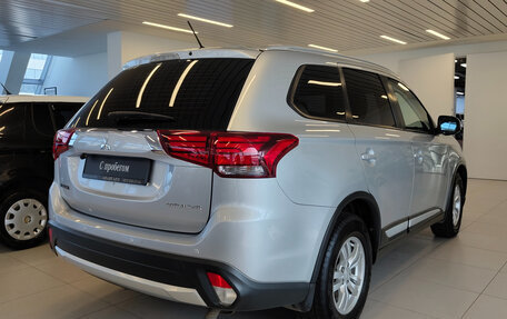 Mitsubishi Outlander III рестайлинг 3, 2015 год, 1 503 000 рублей, 2 фотография