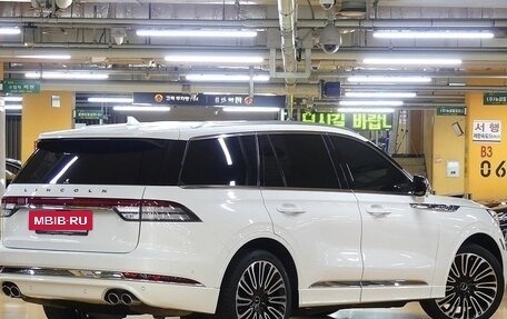 Lincoln Aviator II, 2022 год, 5 089 000 рублей, 2 фотография