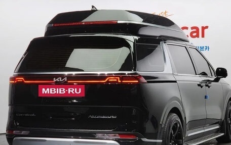 KIA Carnival, 2021 год, 2 800 000 рублей, 2 фотография