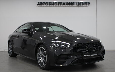 Mercedes-Benz E-Класс, 2021 год, 5 990 000 рублей, 3 фотография