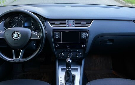 Skoda Octavia, 2017 год, 1 195 000 рублей, 10 фотография