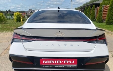 Hyundai Elantra, 2023 год, 2 050 000 рублей, 6 фотография