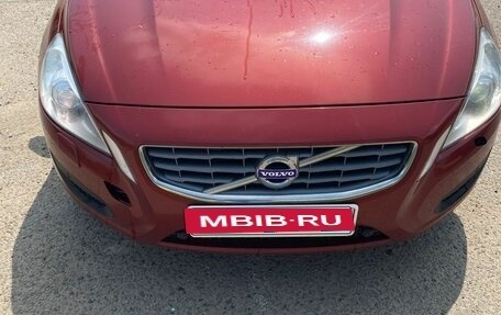 Volvo S60 III, 2010 год, 1 300 000 рублей, 2 фотография