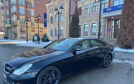 Mercedes-Benz CLS, 2005 год, 2 000 000 рублей, 2 фотография