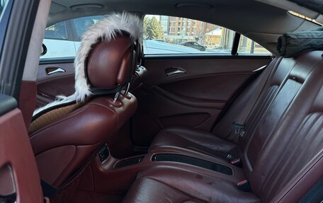 Mercedes-Benz CLS, 2005 год, 2 000 000 рублей, 10 фотография