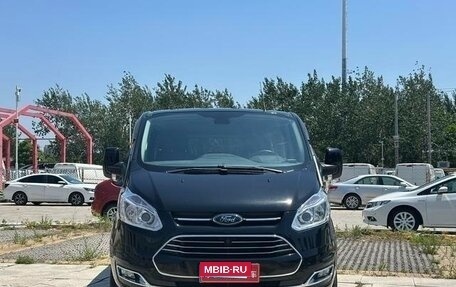 Ford Tourneo Custom I рестайлинг, 2020 год, 2 430 000 рублей, 16 фотография