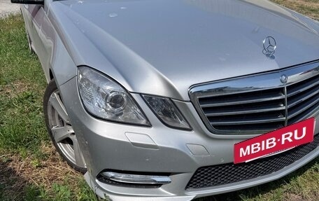 Mercedes-Benz E-Класс, 2010 год, 990 000 рублей, 1 фотография