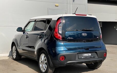 KIA Soul II рестайлинг, 2018 год, 1 490 000 рублей, 6 фотография