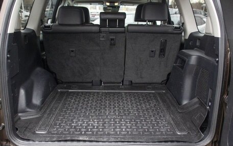 Toyota Land Cruiser Prado 150 рестайлинг 2, 2022 год, 5 640 000 рублей, 8 фотография