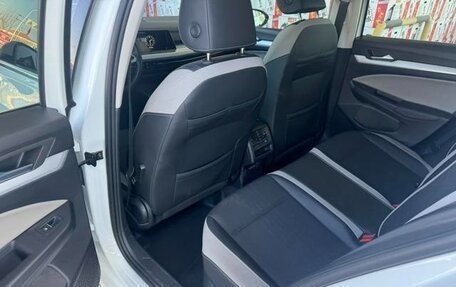 Volkswagen Golf VIII, 2022 год, 1 495 000 рублей, 12 фотография
