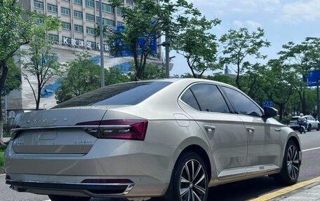 Skoda Superb III рестайлинг, 2021 год, 1 980 000 рублей, 4 фотография