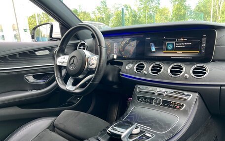 Mercedes-Benz E-Класс, 2019 год, 3 290 000 рублей, 8 фотография