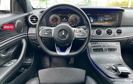 Mercedes-Benz E-Класс, 2019 год, 3 290 000 рублей, 6 фотография
