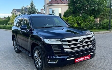 Toyota Land Cruiser, 2021 год, 9 950 000 рублей, 3 фотография
